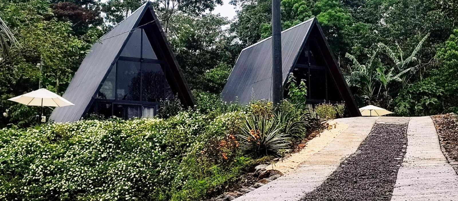 Yarumo Lodge, Rio Celeste Black Chalets Bijagua Extérieur photo